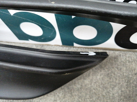 Фотография детали AA008175; Накладка противотум. фары правая, под диодную птф (B63C-50C11) для Mazda 3 BM/БУ; Оригинал; Р1, Мелкий дефект; . Фото номер 2
