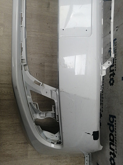 AA045975; Бампер передний; без паркт.; под омыват. (5K0807221) для Volkswagen Golf/БУ; Оригинал; Р1, Мелкий дефект; 