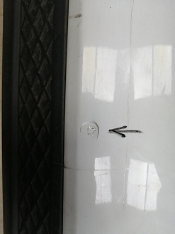 AA046063; Бампер задний; без паркт. (BM51-A17906-AGW) для Ford Focus III Hatchback (2011- 2015)/БУ; Оригинал; Р1, Мелкий дефект; 