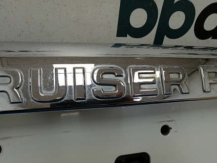 Накладка крышки багажника, без кнопок Тойота Land Cruiser Prado 150 2010 — 2013, б/у, фото 5