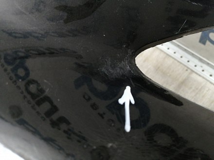 AA045769; Бампер передний; без паркт.; под омыват. (EH44-50031) для Mazda CX-7 I рест. (2009-2012)/БУ; Оригинал; Р1, Мелкий дефект; 