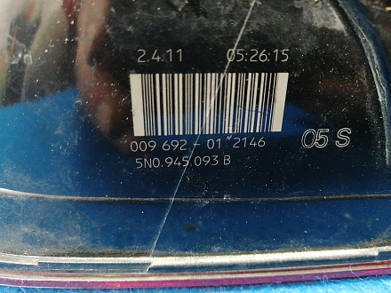 AA025117; Фонарь в крышку багажника левый (5N0945093B) для Volkswagen Tiguan I (2007- 2011)/БУ; Оригинал; Р0, Хорошее; 