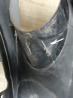 AA045931; Бампер передний; без паркт.; без омыват. (52119-02A90) для Toyota Auris I рест. (2010- 2013)/БУ; Оригинал; Р1, Мелкий дефект; 