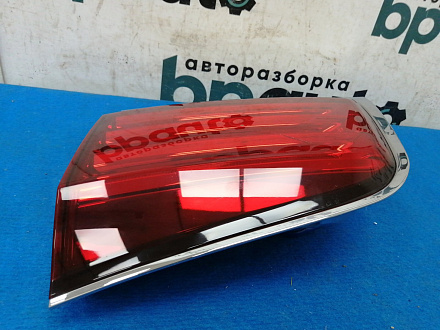AA015289; Фонарь в крышку багажника правый (81580-60210) для Lexus LX570, LX450D (2008 — 2011)/БУ; Оригинал; Р1, Мелкий дефект; 