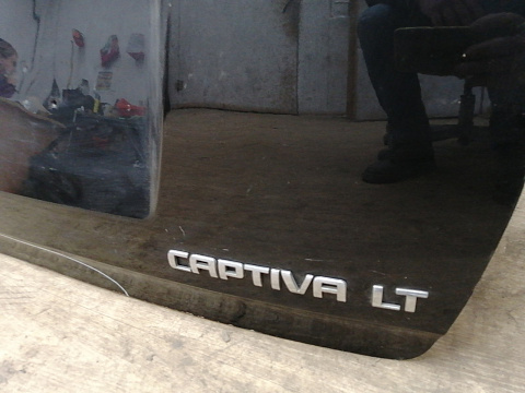 Фотография детали AA031428; Крышка багажника (96624542) для Chevrolet Captiva/БУ; Оригинал; Р2, Удовлетворительное; . Фото номер 5
