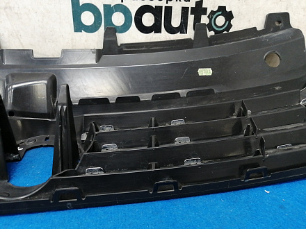 AA028220; Решетка радиатора (6RU853653B) для Volkswagen Polo V рест. Sedan (2015-2020)/БУ; Оригинал; Р2, Удовлетворительное; 