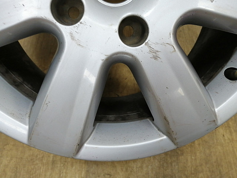 Фотография детали AA023052; Диск литой, 17X7.5J, 5X130, ET50 (7P6 601 025) для Volkswagen Touareg/БУ; Оригинал; Р1, Мелкий дефект; . Фото номер 6