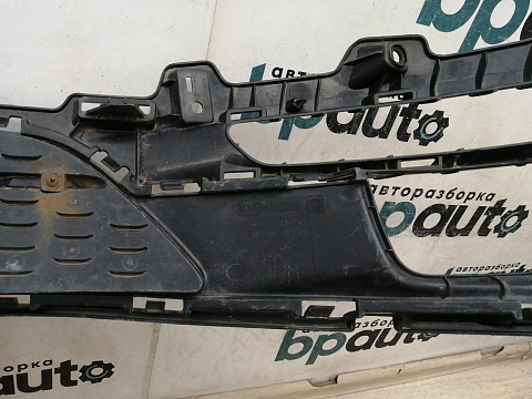 Фотография детали AA039435; Решетка переднего бампера (86561-4Y700) для Kia Rio/БУ; Оригинал; Р1, Мелкий дефект; . Фото номер 13