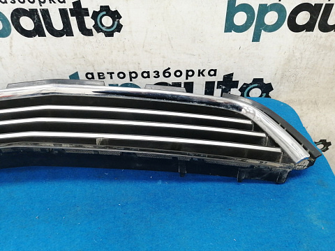 Фотография детали AA025634; Решетка переднего бампера (13238553) для Opel Astra/БУ; Оригинал; Р1, Мелкий дефект; . Фото номер 20