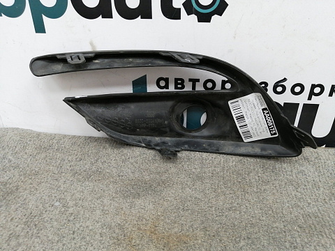 Фотография детали AA008175; Накладка противотум. фары правая, под диодную птф (B63C-50C11) для Mazda 3 BM/БУ; Оригинал; Р1, Мелкий дефект; . Фото номер 5