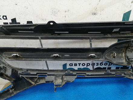 AA028317; Решетка радиатора (BS71-8200-B) для Ford Mondeo/БУ; Оригинал; Р2, Удовлетворительное; 