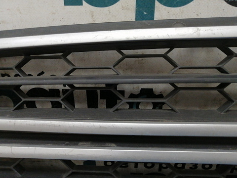 Фотография детали AA028233; Решетка переднего бампера (CN15-17B968) для Ford EcoSport I (2014-2018)/БУ; Оригинал; Р2, Удовлетворительное; . Фото номер 11