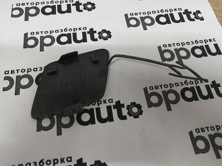 AA045671; Заглушка буксир. крюка переднего бампера, S-line (8T0 807 241 D) для Audi A5/БУ; Оригинал; Р1, Мелкий дефект; 