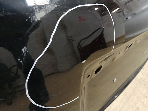Фотография детали AA038011; Крышка багажника (K010M1LLAB) для Nissan Patrol Y62/БУ; Оригинал; Р2, Удовлетворительное; . Фото номер 13