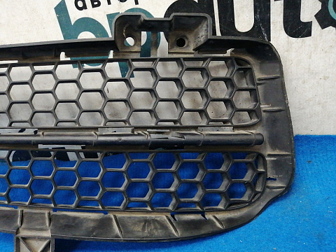 Фотография детали AA028468; Решетка переднего бампера правая (7L6853666B) для Volkswagen Touareg I рест. (2007- 2010)/БУ; Оригинал; Р0, Хорошее; . Фото номер 2