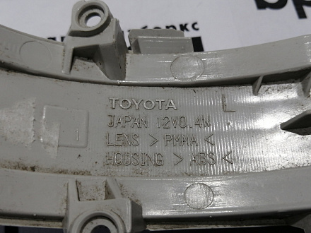 AA044757; Повторитель поворота в зеркало левый (81740-02020) для Toyota/БУ; Оригинал; Р0, Хорошее; 