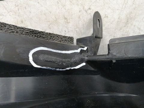 Фотография детали AA036622; Дефлектор радиатора нижний левый, направляющая возд. потока (53292-48030) для Lexus RX IV (2019 — 2023)/БУ; Оригинал; Р1, Мелкий дефект; . Фото номер 2