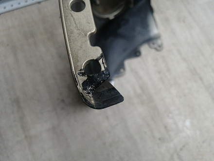 AA045780; Бампер передний; без паркт.; под омыват. (52119-42730) для Toyota Rav4 30 рест. V 2.4 (2009 - 2010)/БУ; Оригинал; Р1, Мелкий дефект; 