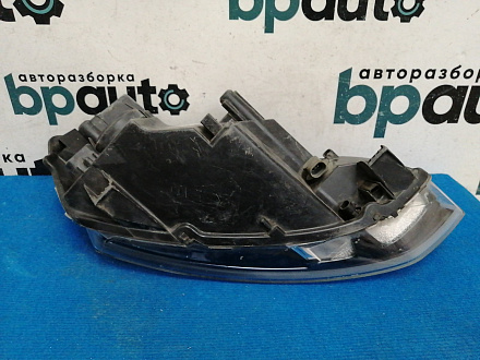 AA042401; Фара галоген левая (6RU941015) для Volkswagen Polo V Sedan (2010-2014)/БУ; Оригинал; Р1, Мелкий дефект; 