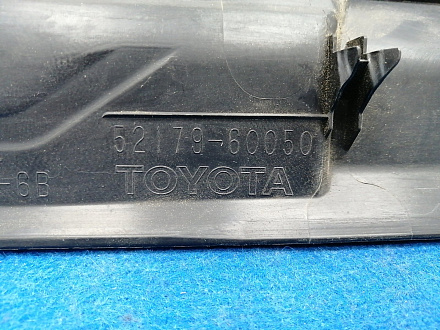 AA016107; Накладка заднего бампера, узкая (52179-60050) для Toyota Land Cruiser Prado/Нов; Оригинал; 