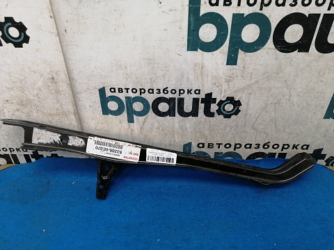 Фотография детали AA031293; Стойка замка капота (53208-0E070) для Toyota Highlander/Нов; Оригинал; . Фото номер 1