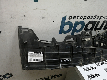 AA045210; Накладка заднего бампера, широкая (52162-60090 /50) для Toyota Land Cruiser Prado/БУ; Оригинал; Р1, Мелкий дефект;