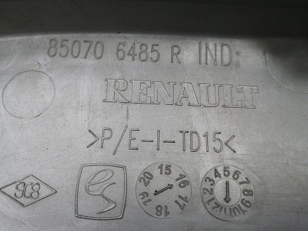 AA024162; Накладка заднего бампера (850706485R) для Renault Kaptur/БУ; Оригинал; Р1, Мелкий дефект; 