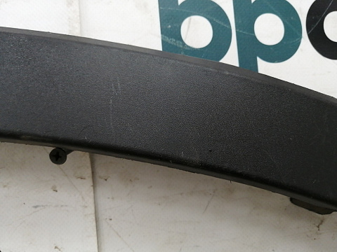 Фотография детали AA029704; Накладка переднего правого крыла (KD53-51W21) для Mazda CX-5/БУ; Оригинал; Р1, Мелкий дефект; . Фото номер 5