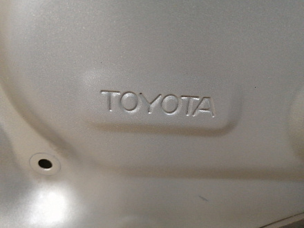AA038305; Дверь задняя правая (67003-42120) для Toyota Rav4/БУ; Оригинал; Р2, Удовлетворительное; 