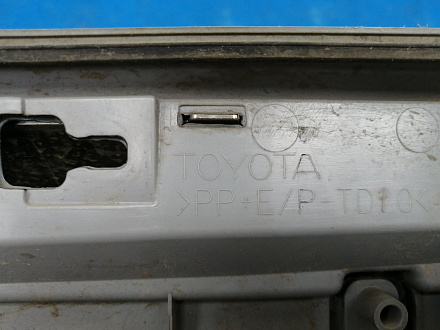 AA015899; Молдинг двери задний правый (75075-60130) для Toyota Land Cruiser 200 рест. (2012 — 2015)/БУ; Оригинал; Р1, Мелкий дефект; 