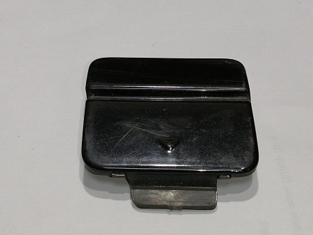 AA044638; Заглушка буксир. крюка заднего бампера (51127033711) для BMW 5 серия V Sedan (Е60) (2002-2007)/БУ; Оригинал; Р1, Мелкий дефект; 