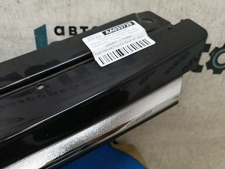 AA033729; Решетка радиатора (53101-42411) для Toyota Rav4 40 рест. (2015 — 2019)/БУ; Оригинал; Р1, Мелкий дефект; 