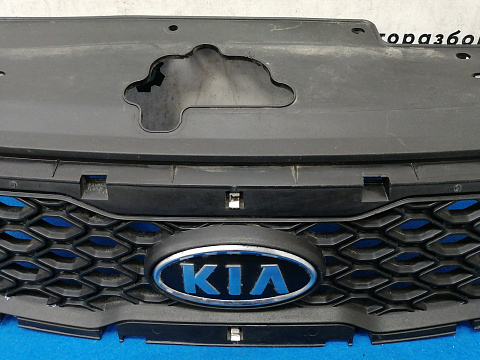 Фотография детали AA028778; Решетка радиатора (86360-1G600) для Kia Rio/БУ; Оригинал; Р2, Удовлетворительное; . Фото номер 3