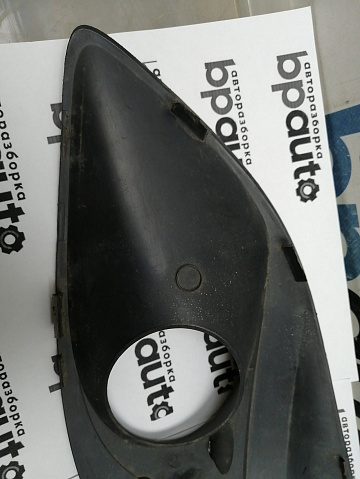 Фотография детали AA045213; Накладка ПТФ правая (13267745) для Opel Meriva B (2010 - 2014)/БУ; Оригинал; Р1, Мелкий дефект; . Фото номер 5