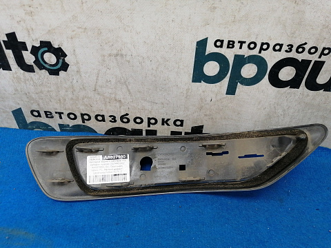 Фотография детали AA027990; Накладка заднего бампера под катафот правая (30744514) для Volvo XC70 II (2007-2013)/БУ; Оригинал; Р1, Мелкий дефект; . Фото номер 4