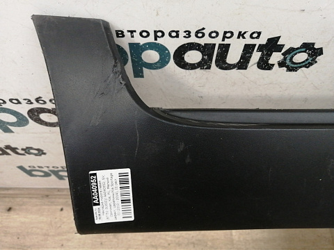 Фотография детали AA040952; Накладка порога левая (87751-3U000) для Kia Sportage/БУ; Оригинал; Р1, Мелкий дефект; . Фото номер 9