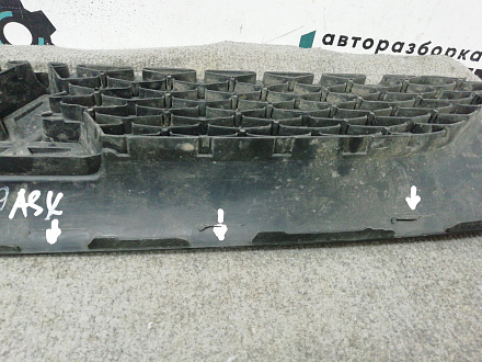 AA008491; Решетка радиатора (6402A217) для Mitsubishi ASX I (2010-2013)/БУ; Оригинал; Р1, Мелкий дефект; 