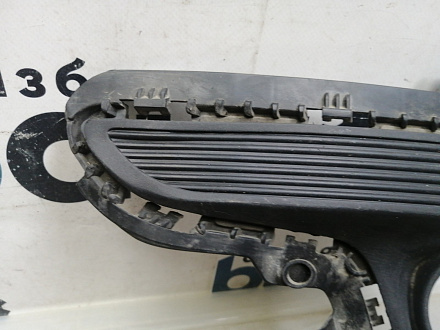 AA046341; Накладка ПТФ левая (86523-H0000) для Kia Rio IV Sedan (2017- 2020)/БУ; Оригинал; Р1, Мелкий дефект; 