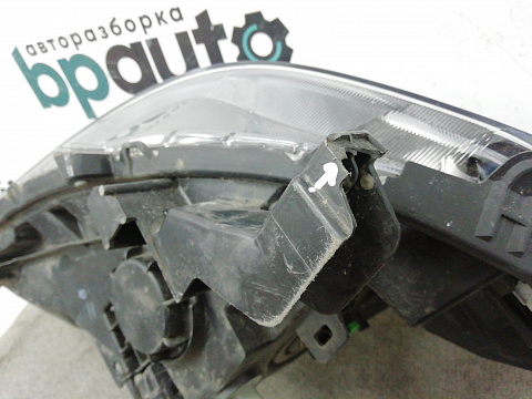 Фотография детали AA008465; Фара левая галоген (33150T2AA01) для Honda Accord IX (2013-2015)/БУ; Оригинал; Р1, Мелкий дефект; . Фото номер 9