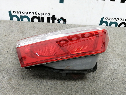 AA011767; Фонарь внутренний левый, в крышку баг. (81591-33200) для Toyota Camry 50 (2012 — 2014)/БУ; Оригинал; Р2, Удовлетворительное; 