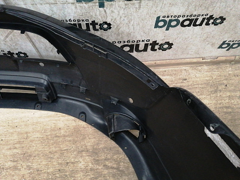 Фотография детали AA034942; Бампер передний, с отверстиями под расширитель; под паркт.; под омыват. (6400G270ZZ) для Mitsubishi Outlander III рест. (2014-2015)/БУ; Оригинал; Р1, Мелкий дефект; . Фото номер 13