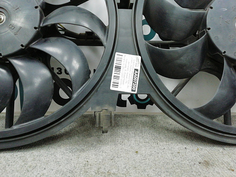 Фотография детали AA007200; Диффузор радиатора v2.5 (21481-JN20A) для Nissan/БУ; Оригинал; Р0, Хорошее; . Фото номер 5