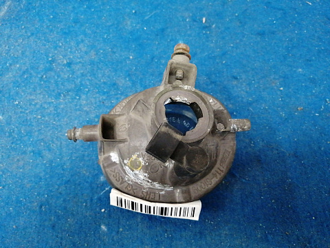 Фотография детали AA035456; ПТФ левая (TK21-51690A) для Mazda/БУ; Оригинал; Р1, Мелкий дефект; . Фото номер 4