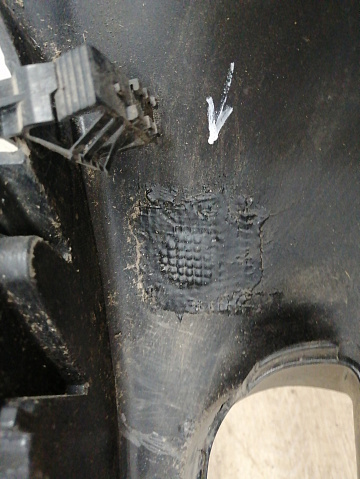 Фотография детали AA001261; Бампер передний, Carrera; без паркт.; под омыват. (99750531100) для Porsche 911 VI (997) (2004-2008)/БУ; Оригинал; Р1, Мелкий дефект; . Фото номер 18