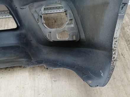 AA044531; Бампер передний; без паркт.; под омыват. (52119-0K840) для Toyota Hilux VIII (2015 - 2020)/БУ; Оригинал; Р1, Мелкий дефект; 