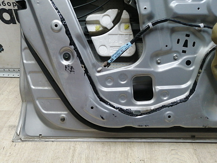 AA046069; Дверь передняя левая (H010A-1KLMA) для Nissan Juke/БУ; Оригинал; Р1, Мелкий дефект; 