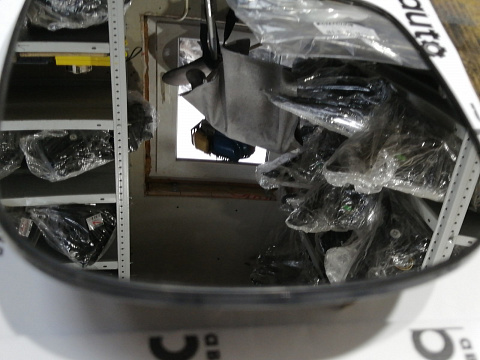 Фотография детали AA045102; Зеркальный элемент правый (87931-0K070) для Toyota/БУ; Оригинал; Р1, Мелкий дефект; . Фото номер 5