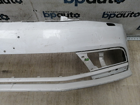 Фотография детали AA045707; Бампер передний; без паркт.; под омыват. (5СU807221A) для Volkswagen Jetta VI рест. (2015-2018)/БУ; Оригинал; Р2, Удовлетворительное; . Фото номер 3