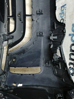 AA045884; Бампер передний; под паркт.; под омыват. (HY32-17F003-AAW) для Land Rover Discovery V L462 (2017 - 2020)/БУ; Оригинал; Р1, Мелкий дефект; 