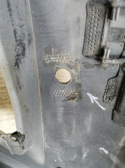 BA000097; Бампер передний, AMG; под паркт.; под омыват. (A2048807847) для Mercedes-Benz C-klasse III рест. (W204) (2011-2015)/БУ; Оригинал; Р1, Мелкий дефект; 